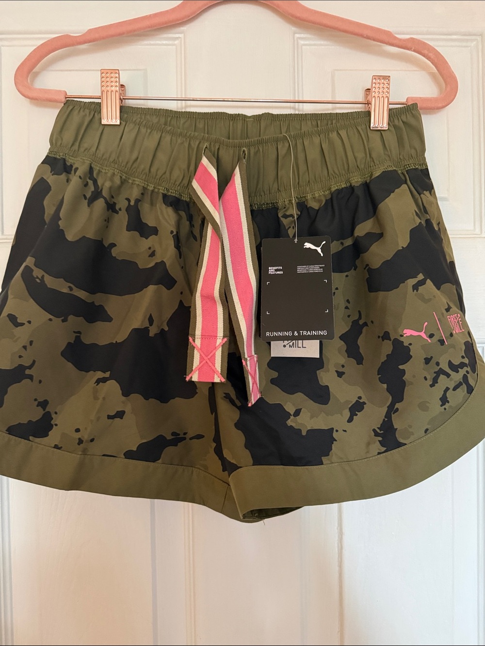 Puma women’s Windcell running shorts in camo